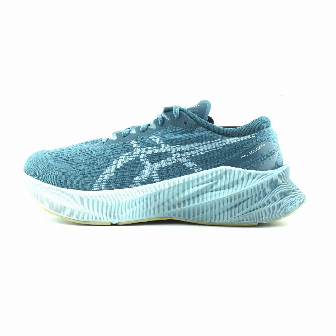 ASICS NOVABLAST 3