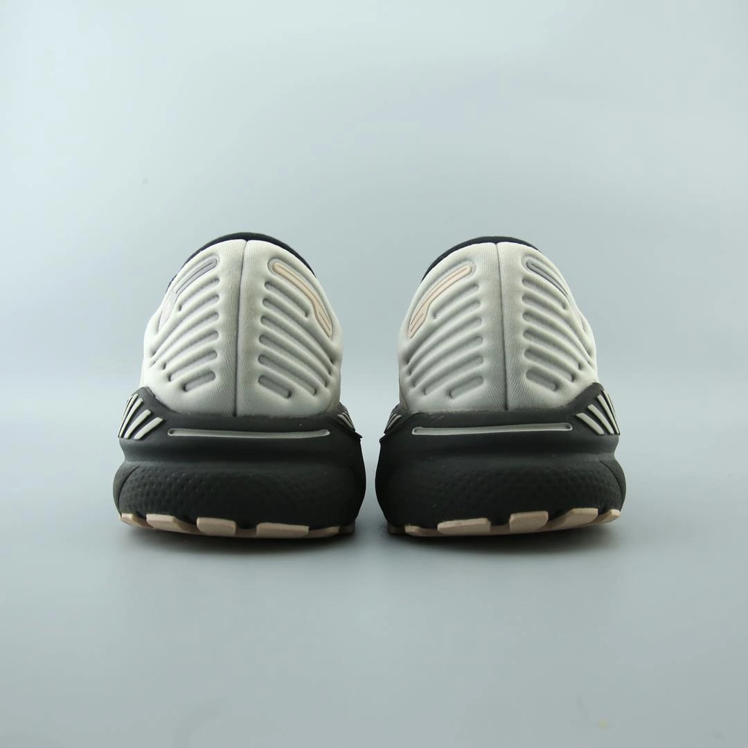 BROOKS ADRENALINE GTS 22