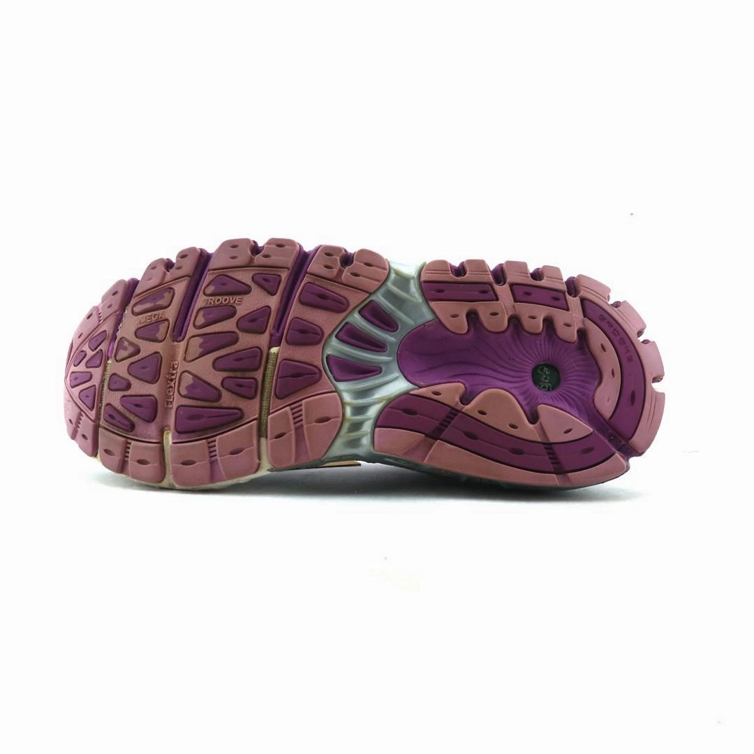 BROOKS AREIL 14