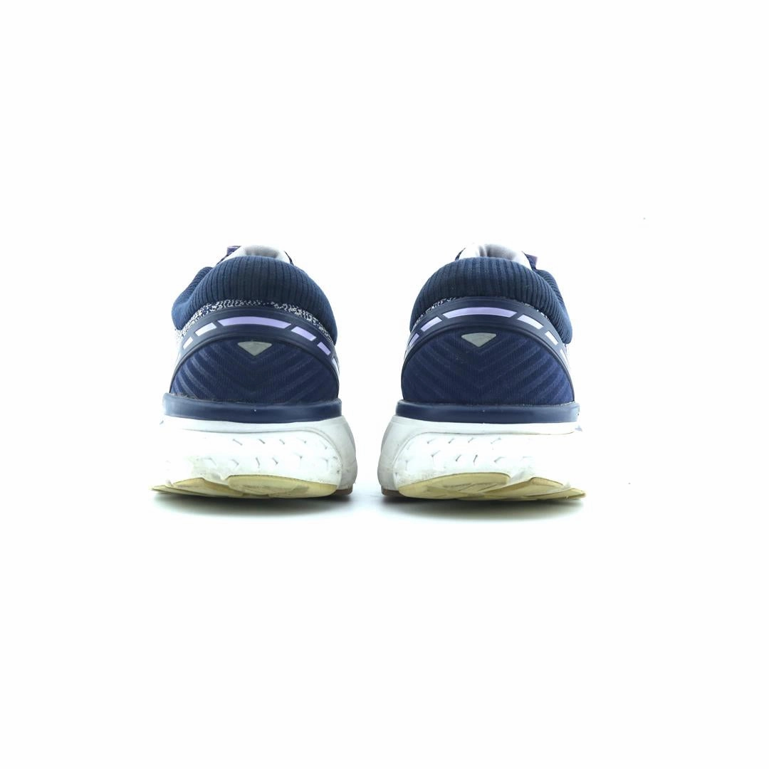 BROOKS GHOST 11
