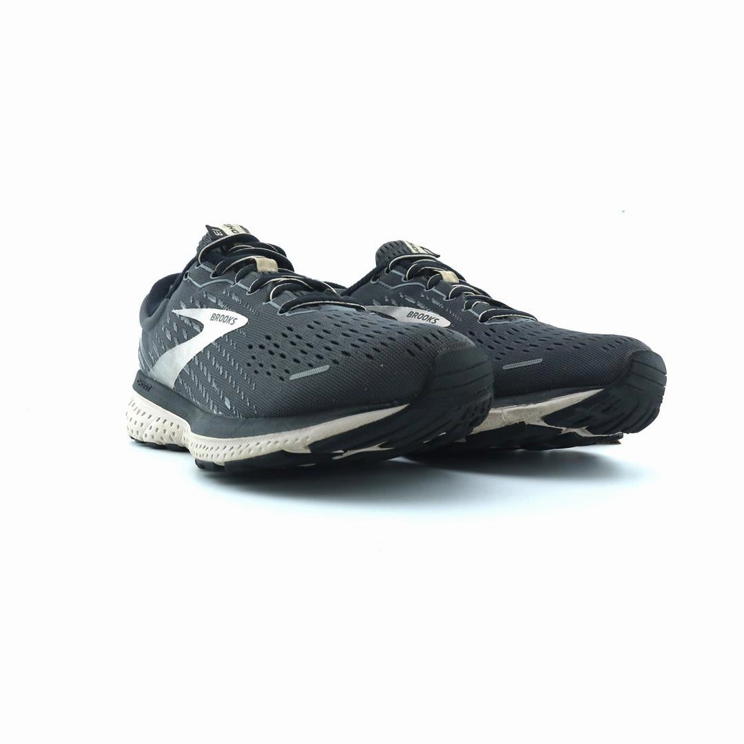 BROOKS GHOST 13