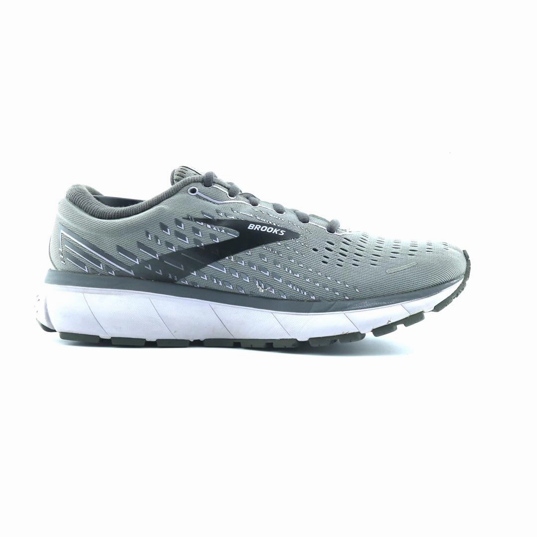 BROOKS GHOST 13