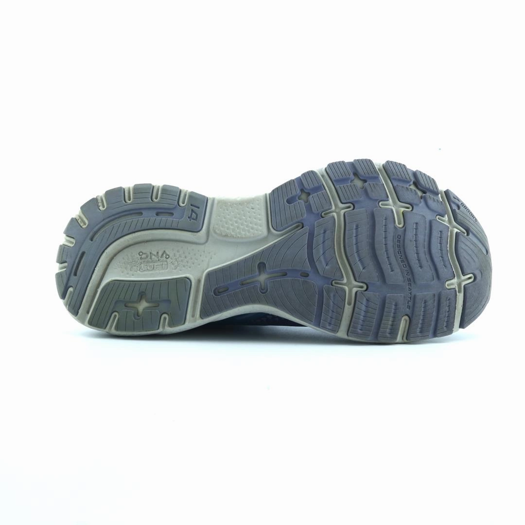 BROOKS GHOST 14