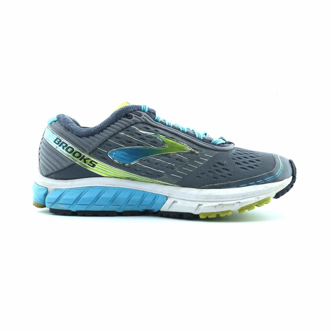 BROOKS GHOST 9