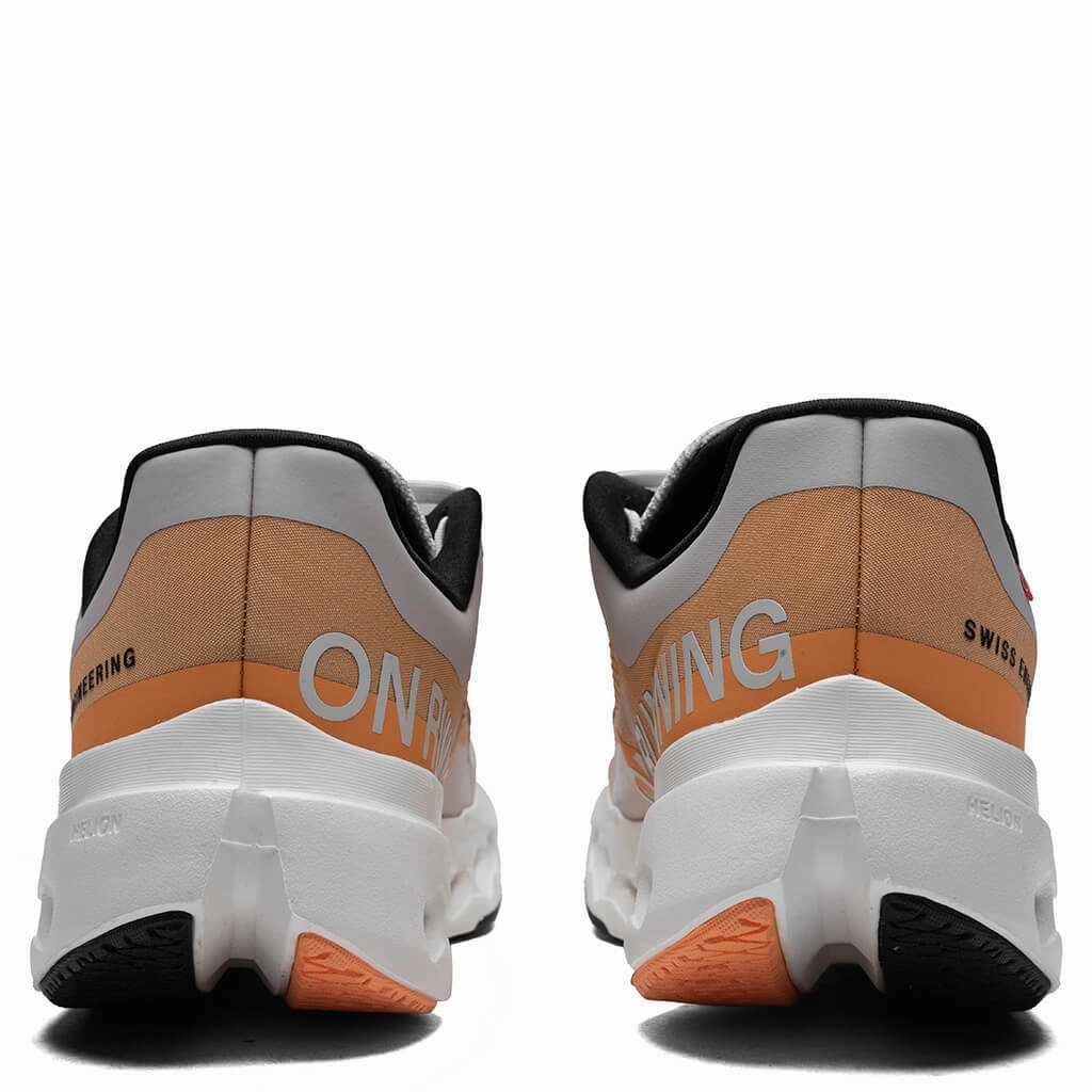 Cloudsurfer Next - Tangerine/Ivory
