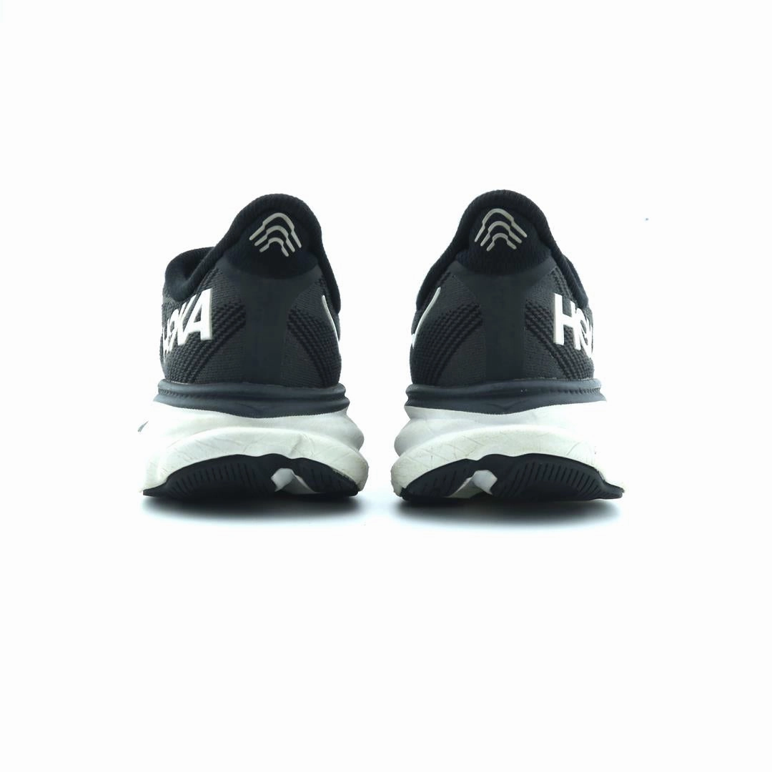 HOKA ONE ONE CLIFTON 9