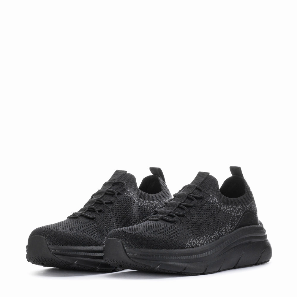 Isabella Slip Resistant - Womens