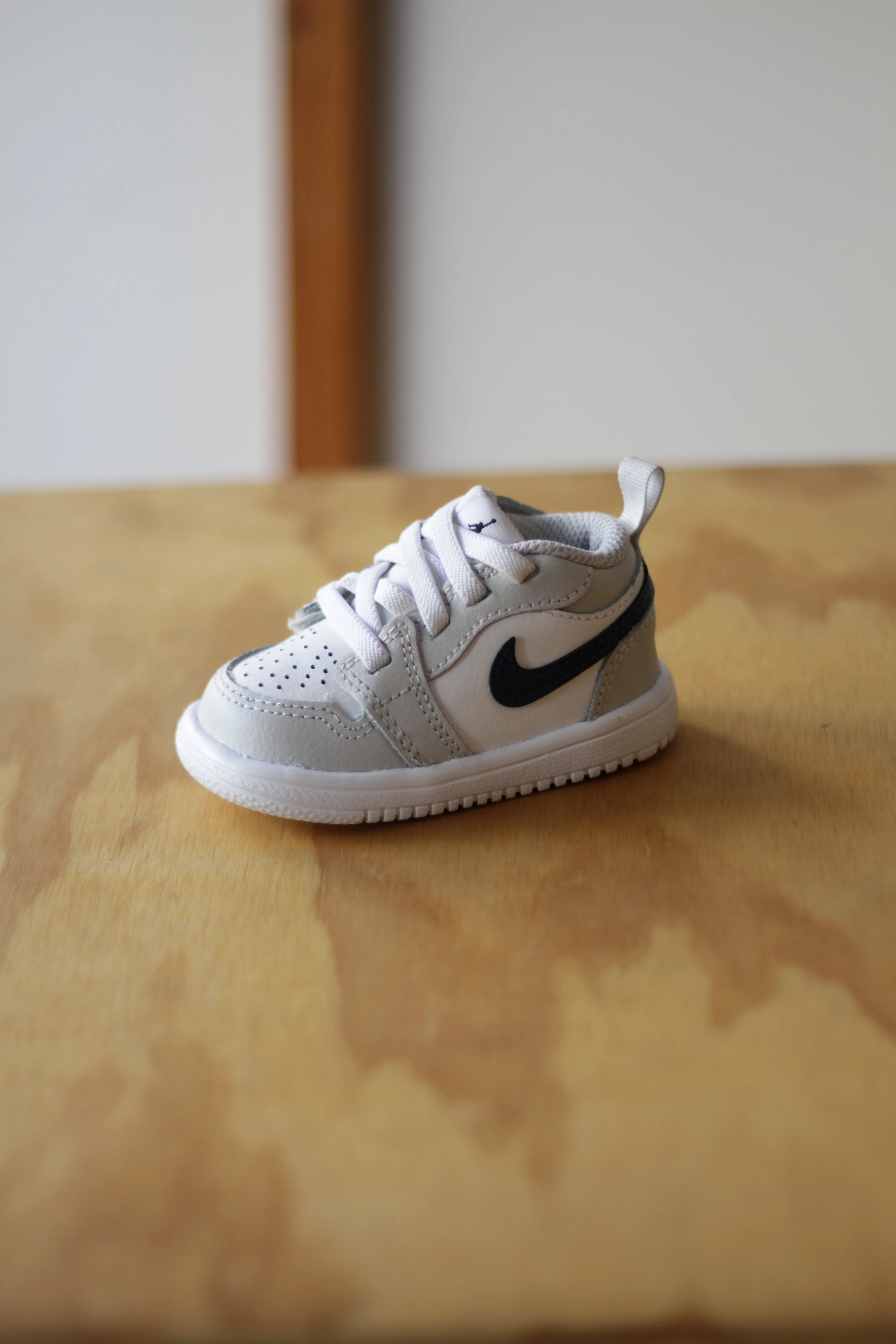 JORDAN 1 LOW ALT (TD) WHITE/MIDNIGHT NAVY-NEUTRAL GREY