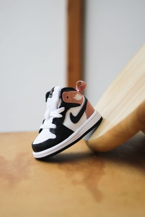 JORDAN 1 MID (TD) WHITE/BLACK-RUST PINK