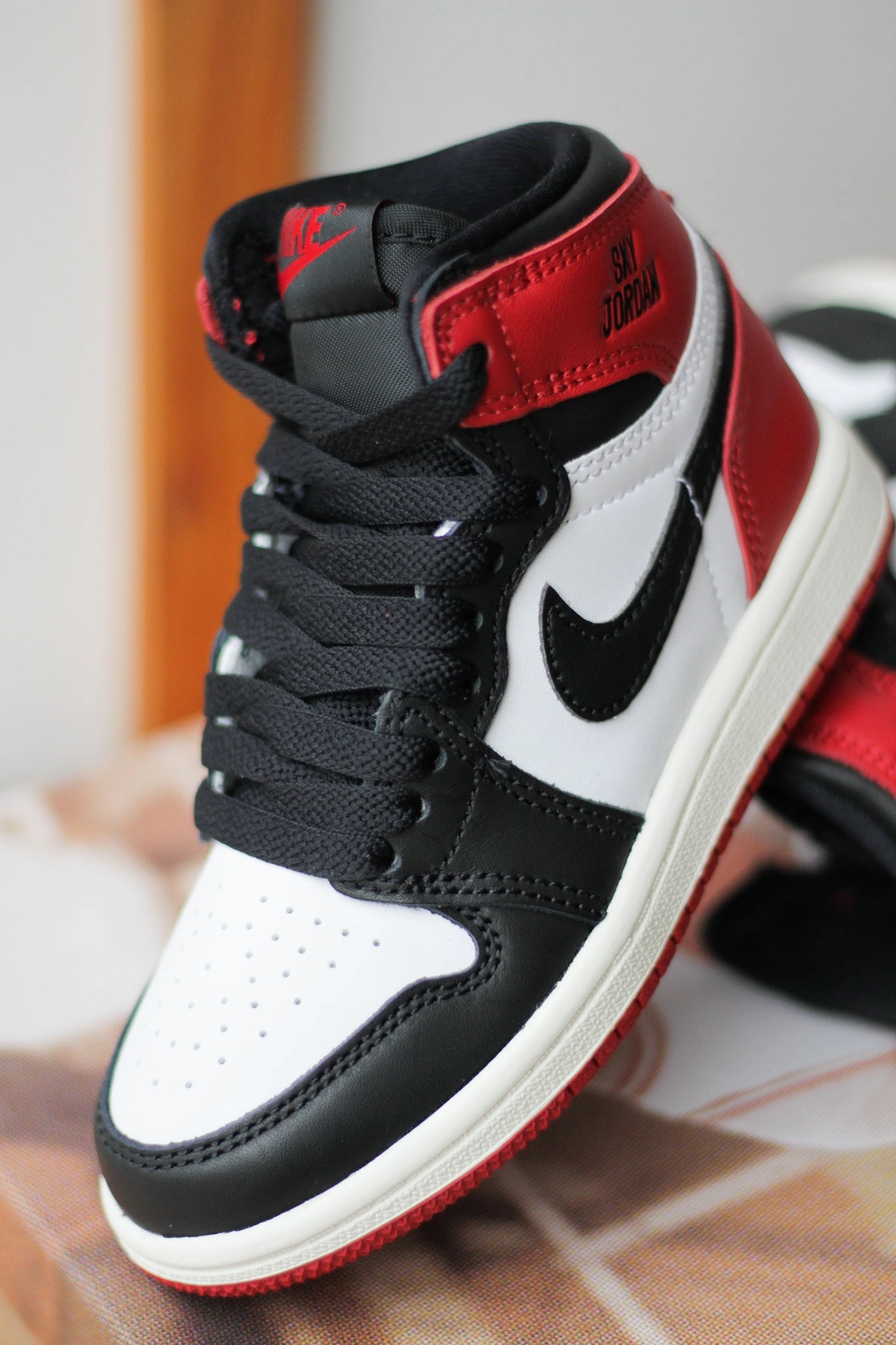 JORDAN 1 RETRO HIGH OG (PS) VARSITY RED