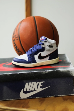 JORDAN 1 RETRO HIGH OG (PS) WHITE/BLACK-NEUTRAL GREY-DEEP ROYAL BLUE
