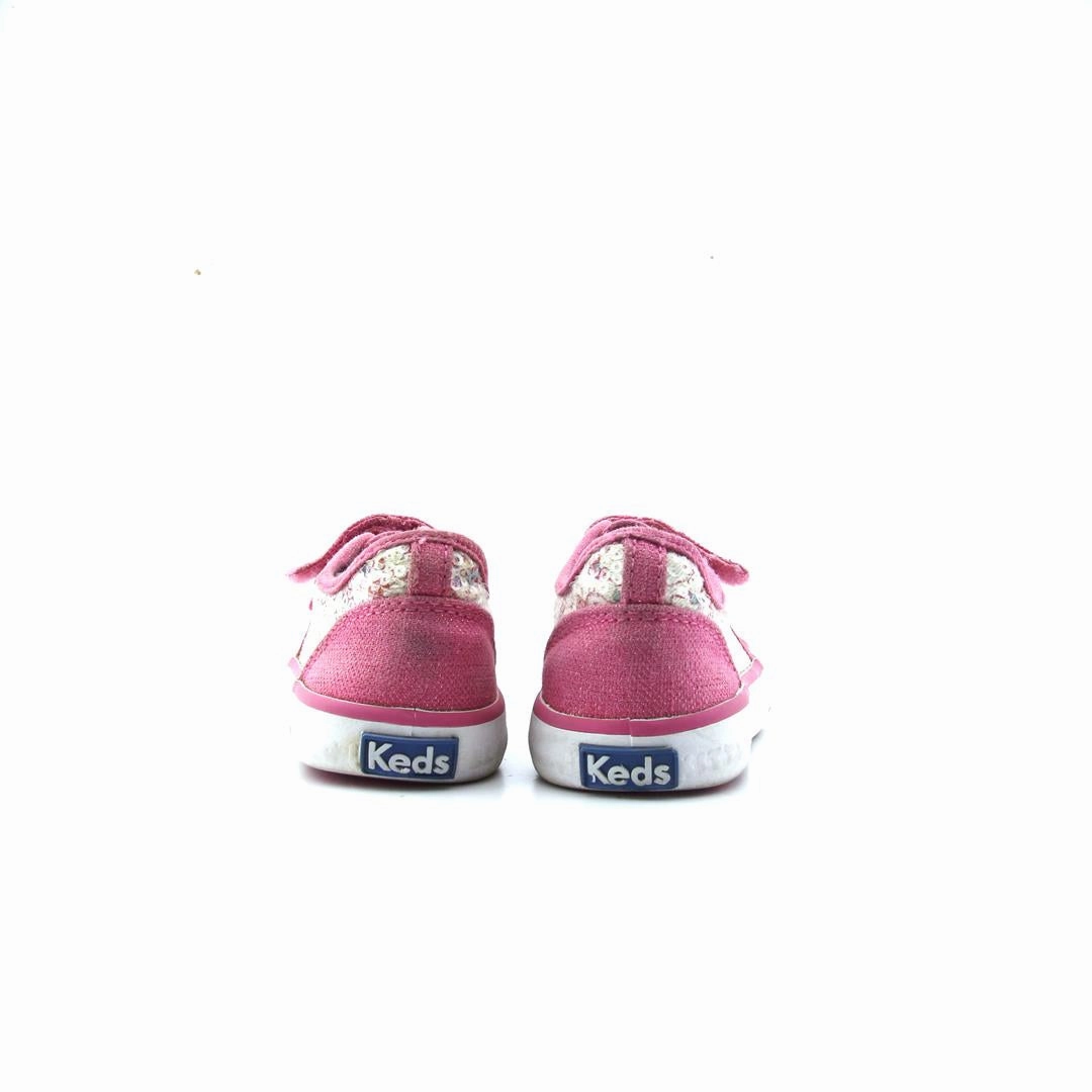 KEDS .