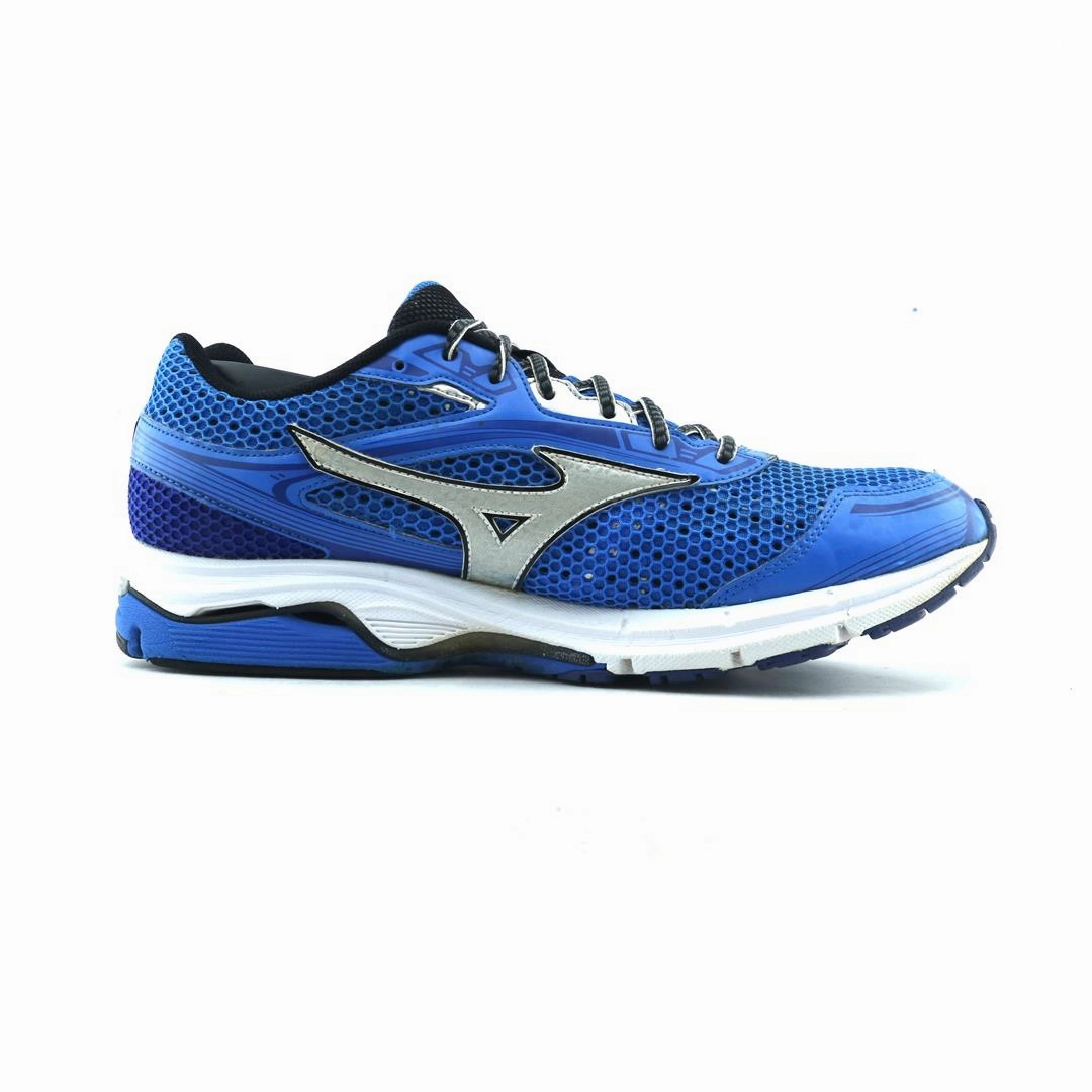 MIZUNO WAVE LEGEND 3