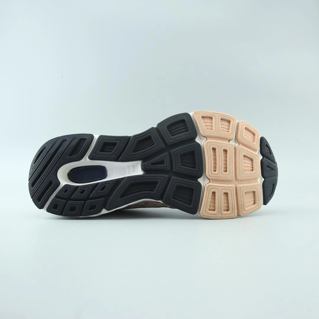 NEW BALANCE 680V6