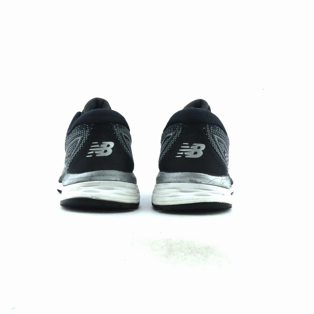 NEW BALANCE 880V9