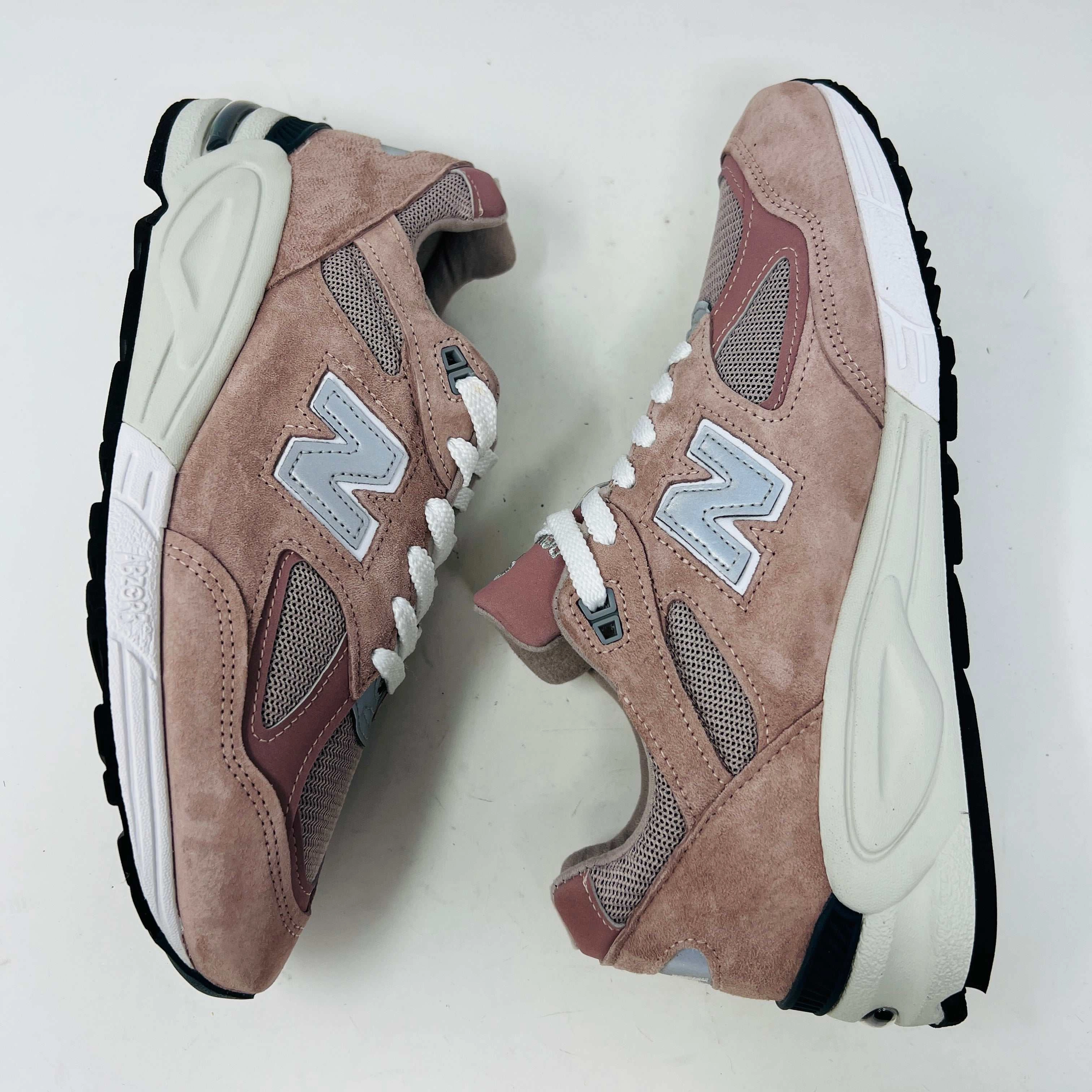 New Balance 990v2 Kithstrike Rose