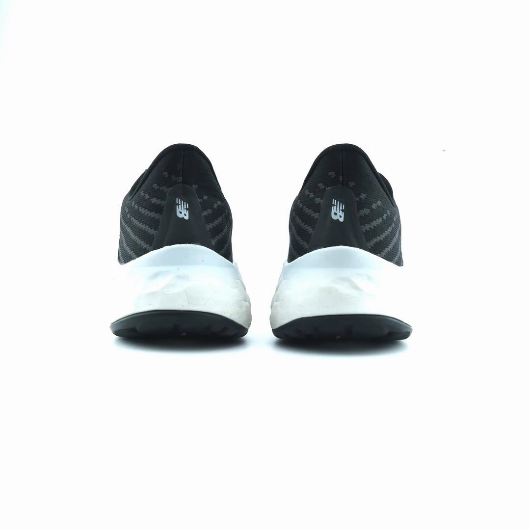 NEW BALANCE FRESH FOAM VONGO V5