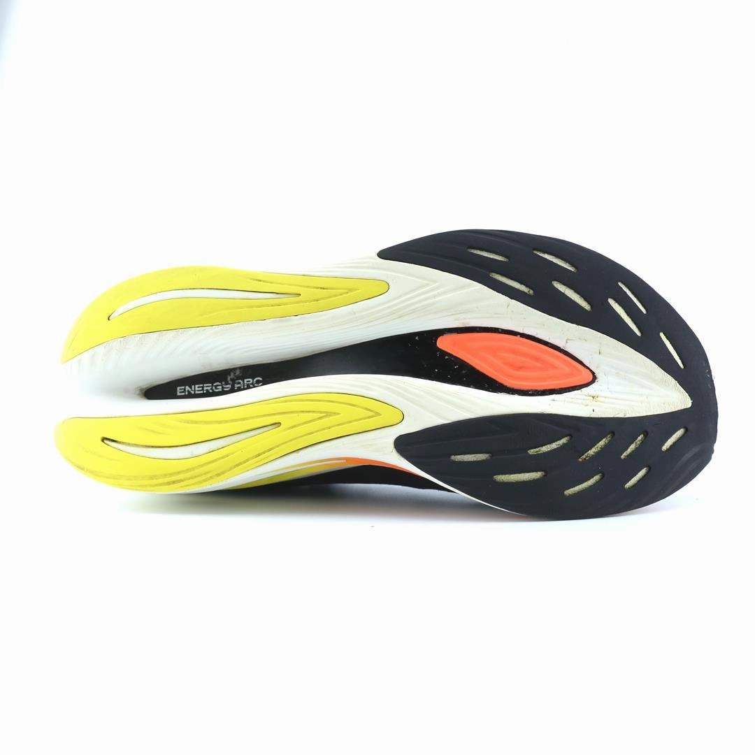 NEW BALANCE FUELCELL SUPERCOMP TRAINER V2