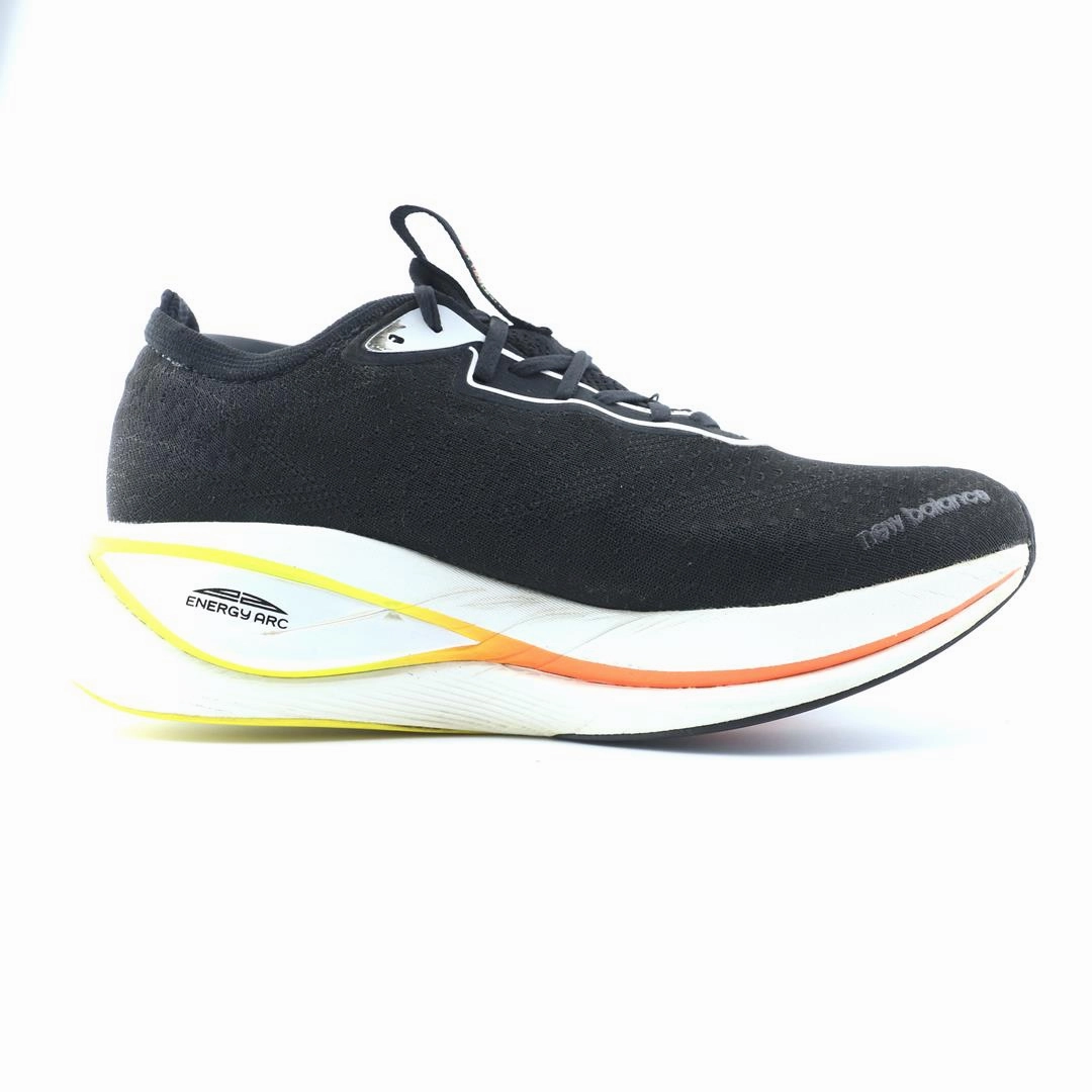 NEW BALANCE FUELCELL SUPERCOMP TRAINER V2