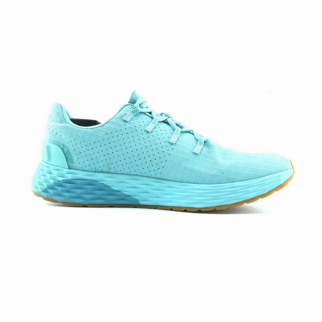 NOBULL  RIPSTOP RUNNER
