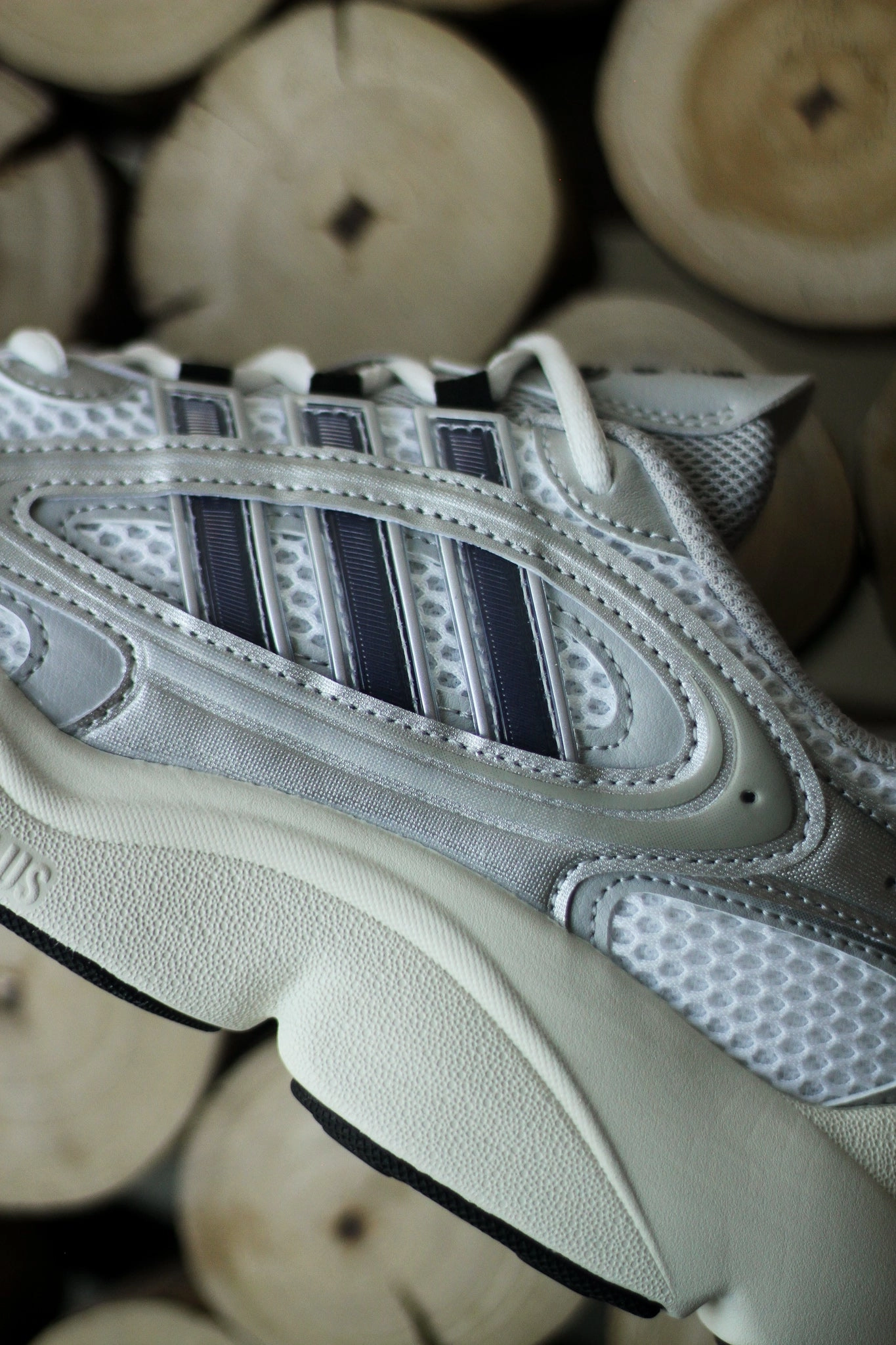 OZMILLEN CLOUD WHITE