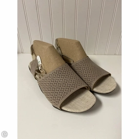 Sandals Flats By Jbu By Jambu In Tan, Size: 11