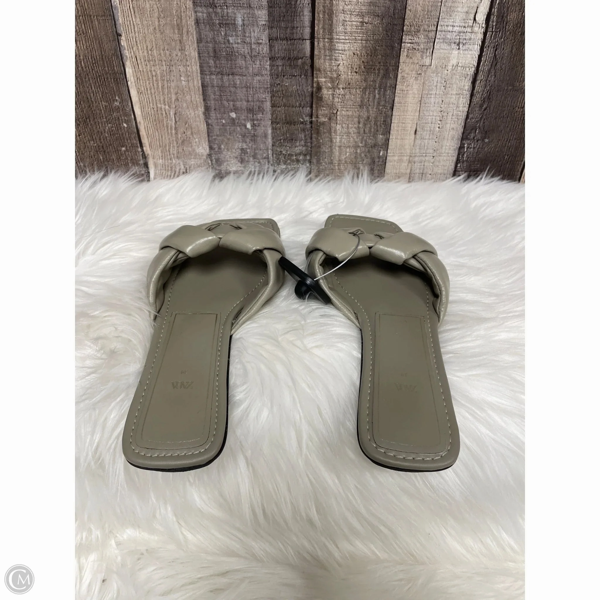 Sandals Flats By Zara In Taupe, Size: 9