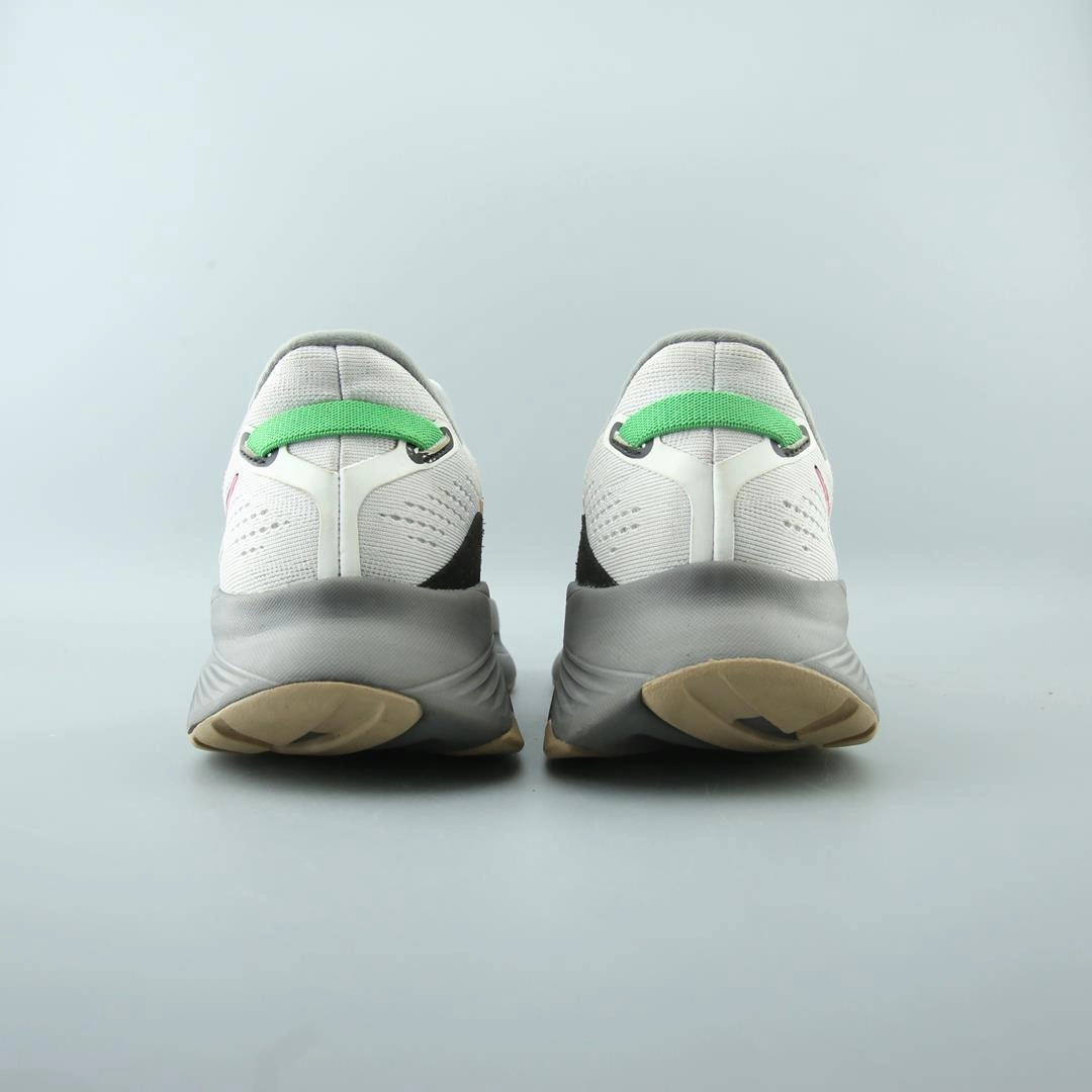 SAUCONY GUIDE 16