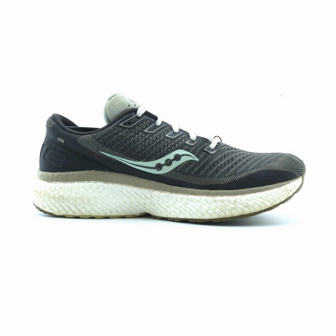 SAUCONY TRIUMPH 18