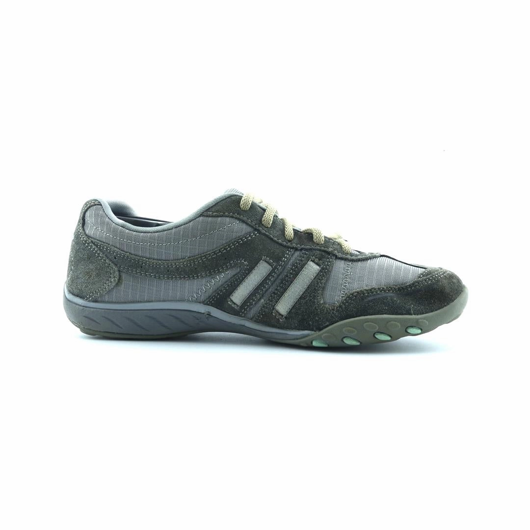 SKECHERS BREATHE-EASY - JACKPOT