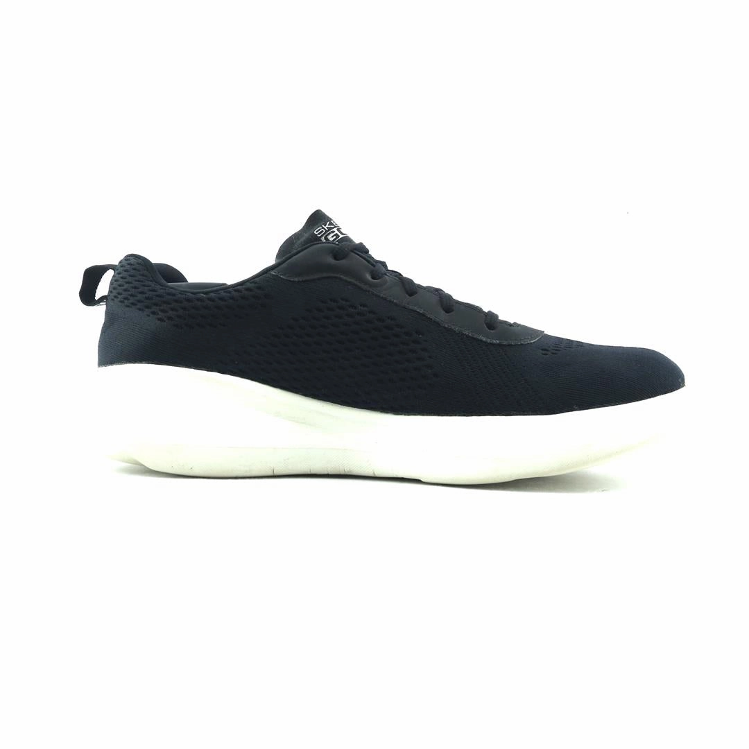 SKECHERS GO RUN FAST